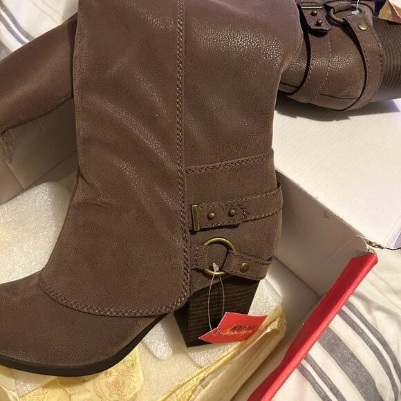 American Rag - Picture 2 of 6